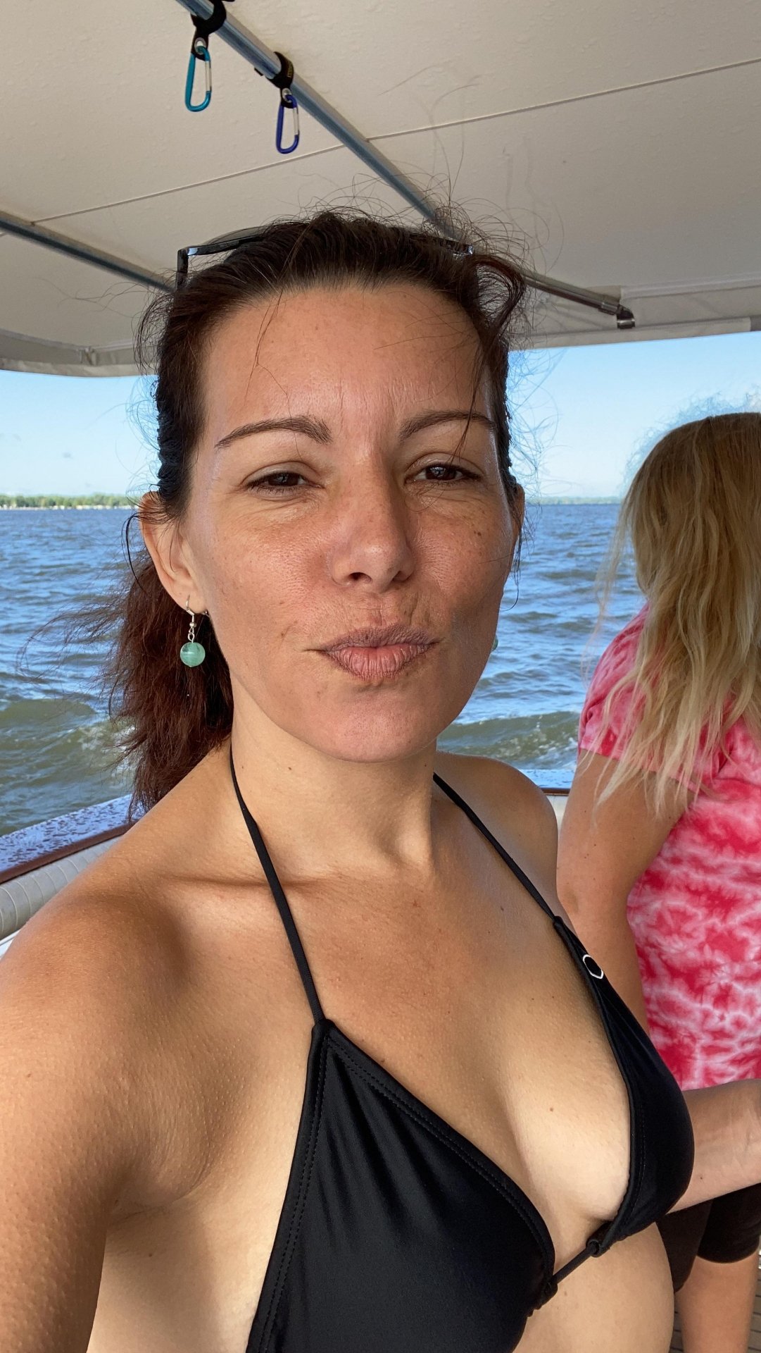 livinwildnsexy from Aberdeenshire,United Kingdom